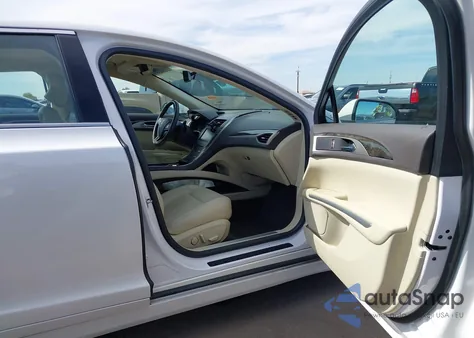 2013 Lincoln Mkz z USA, uszkodzony, nr VIN 3LN6L2G96DR815788